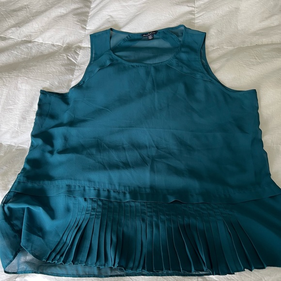 COPY - American Eagle Outfitters Teal size XL sheer pleated tank. This is so so… - Picture 7 of 7